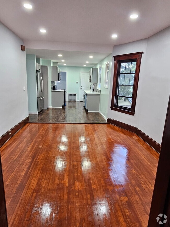 Building Photo - 9 McKinley Ave Unit #2 Rental