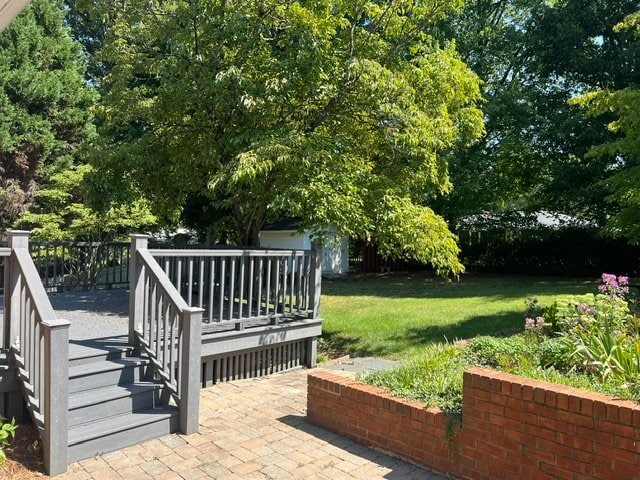 111 Ridgewood Dr