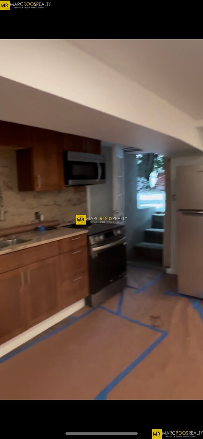 Photo - 688 Parker St Unit 1