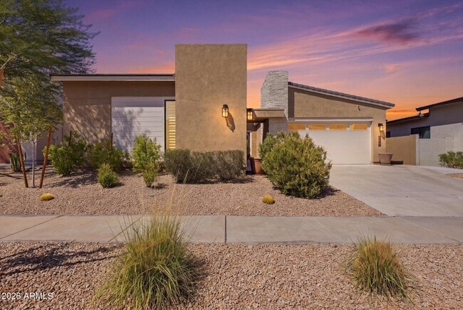 Building Photo - 1118 E Paseo Way