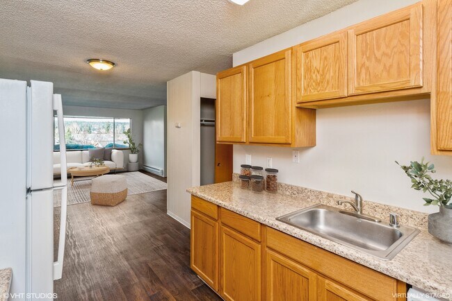 Photo - Hillsider 50 Apartments