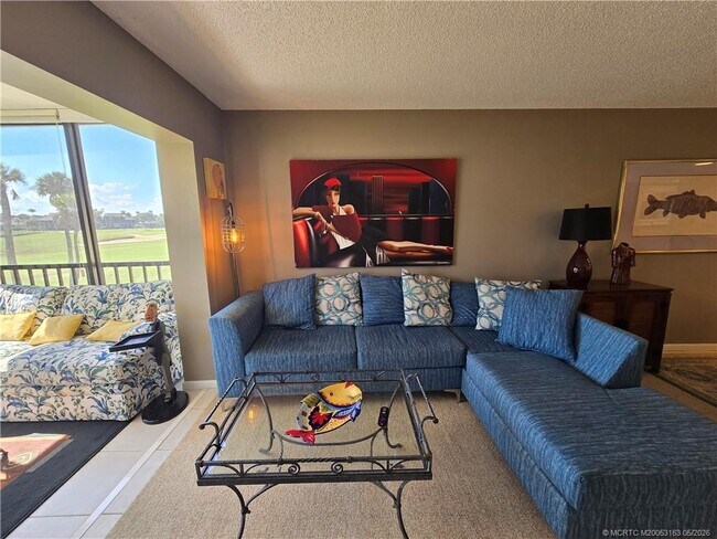 Photo - 5564 NE Gulfstream Way
