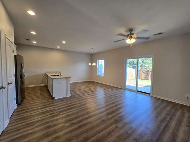 Photo - 1785 Snead Dr