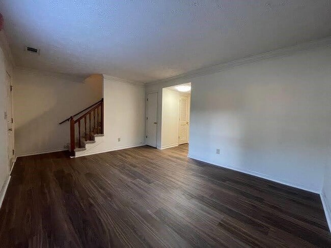 Photo - 1771 Southgate Ln SE