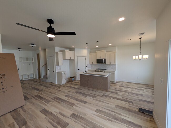 Photo - 4707 Highgarden Wy