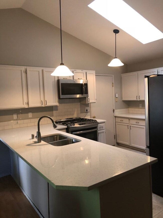 Photo - Sammamish Serenity 3 Bedroom Home