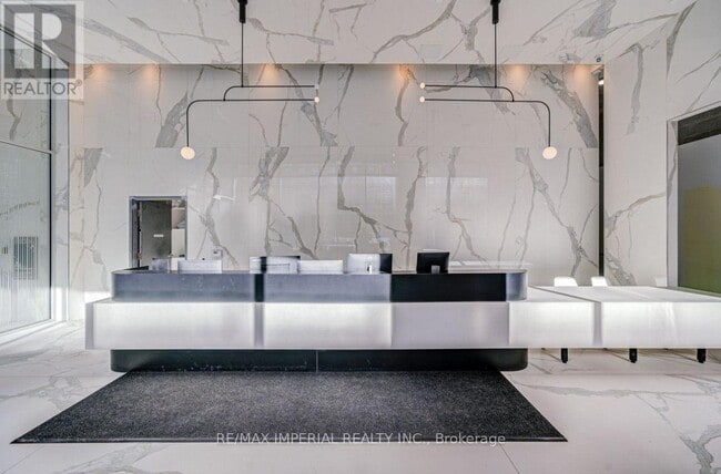 Photo - 88 Queen St E Unit 1607