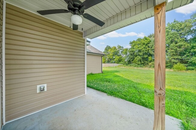 Photo - 1493 Fredrick Dr