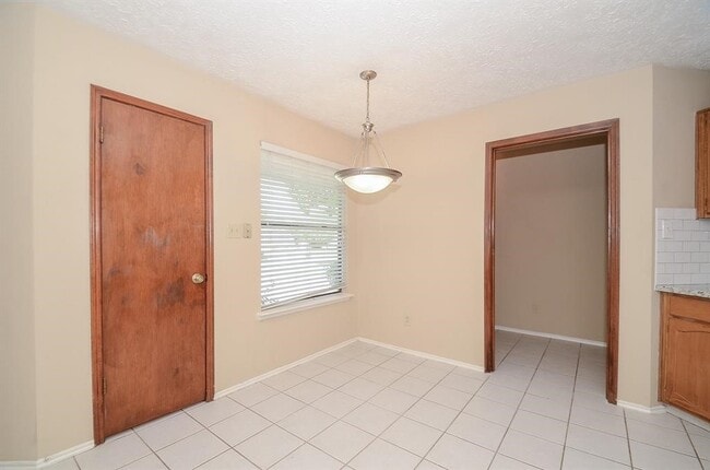 Photo - 1319 Silver Morning Dr