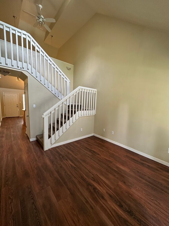 Photo - 3 BEDROOM, 2 BATHROOM TOWNHOUSE WITH 1 CAR ATTACHED GARAGE