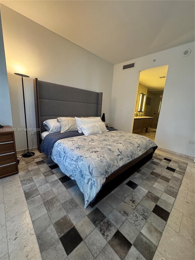 Photo - 88 SW 7th St Unit 805