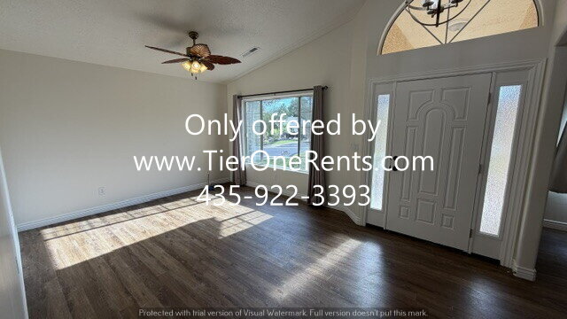 Photo - NO DEPOSIT option for qualified renters