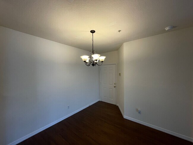 Photo - Water View!! 4 Bedroom/2 Bath Orlando Condo in Bella Terra! Unidad 11207