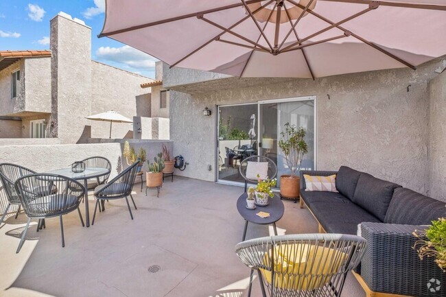 Building Photo - 280 S Avenida Caballeros Unit 214 Rental