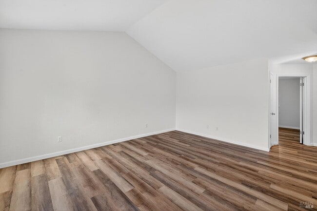 Photo - 663 Spring Ln