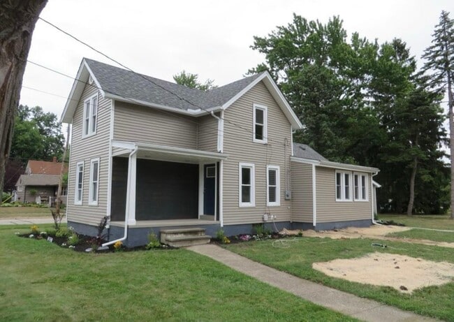 Building Photo - 3153 Clague Rd Rental