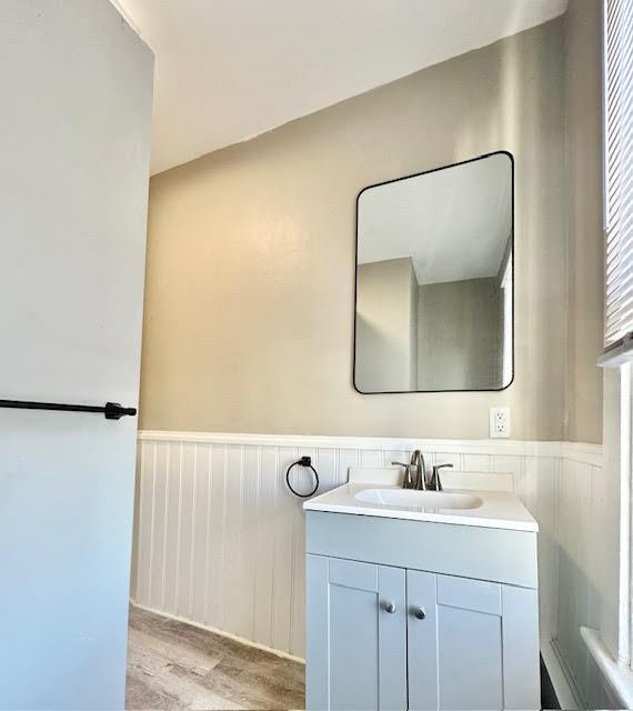 Photo - 653 Brock Ave Unit 3