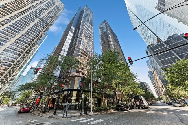 Arrive Streeterville