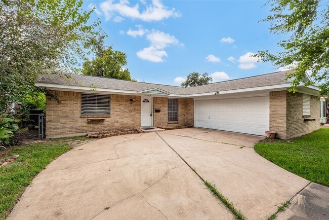Photo - 7422 Oriole St
