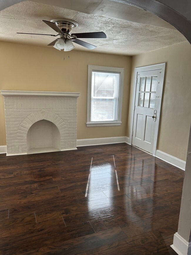 Photo - 1802 Lawn Ave Unit 1