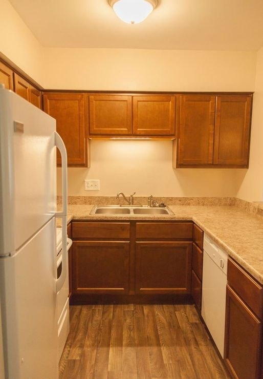 Photo - 2715 Riverside Dr Unit B