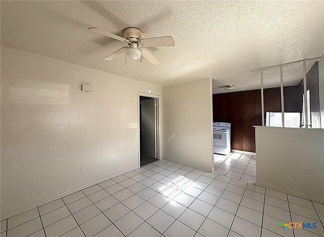 602 Sunset Ln Unidad B