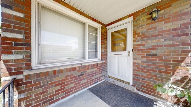 Photo - 1734 Elmwood Ave