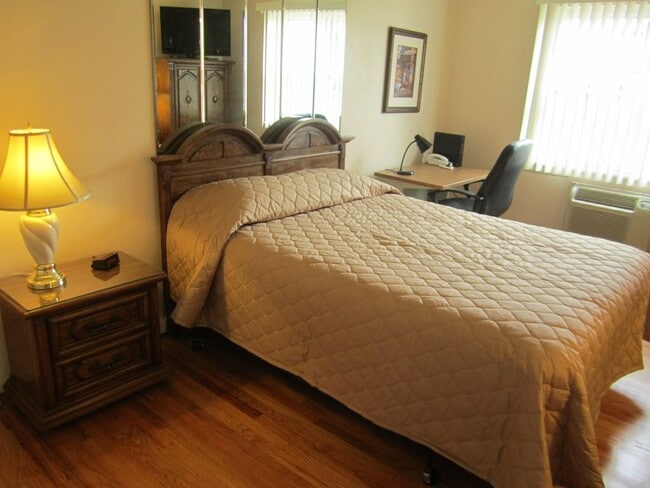 Photo - 322 Regency Park Dr Unit 201 Regency Park Drive
