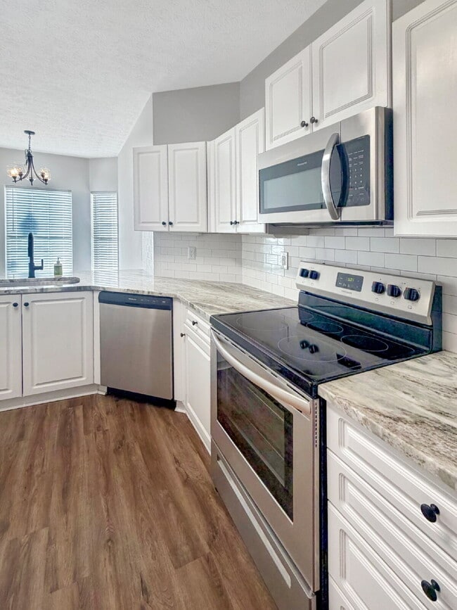 3834 Covered Bridge Pl