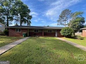 Building Photo - 127 Pineview Dr Rental