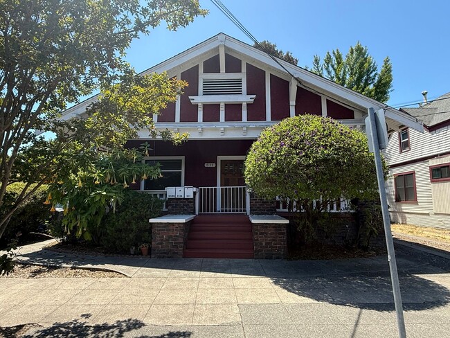 Building Photo - 511 A St Unit 511 A Street Rental