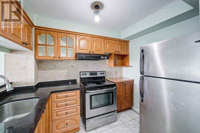 Photo - 3050 Ellesmere Rd Unit 1515