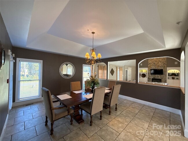 Photo - 14009 Thompson Rd