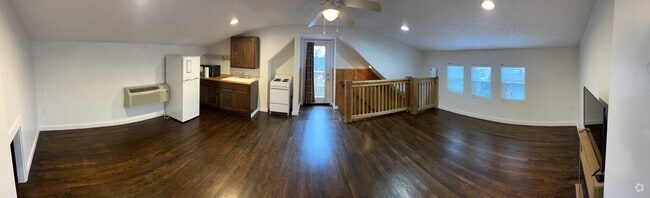 Building Photo - 2335 N 61st St Rental