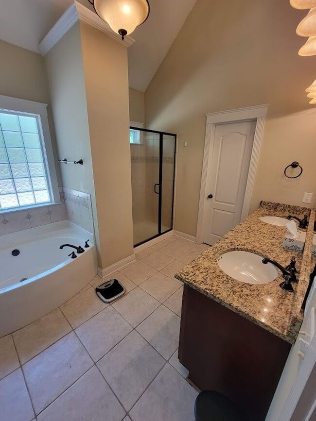 Photo - Great Home located in Catawba with 4BR/3BA Lots of Privacy