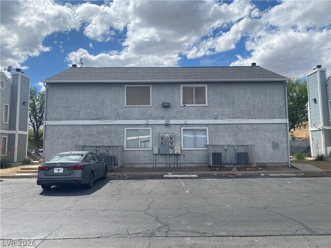 Photo - 1954 Nebula Dr