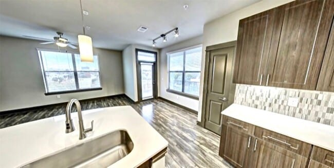 Photo - 5454 Washington Ave Unidad 1502 Rental