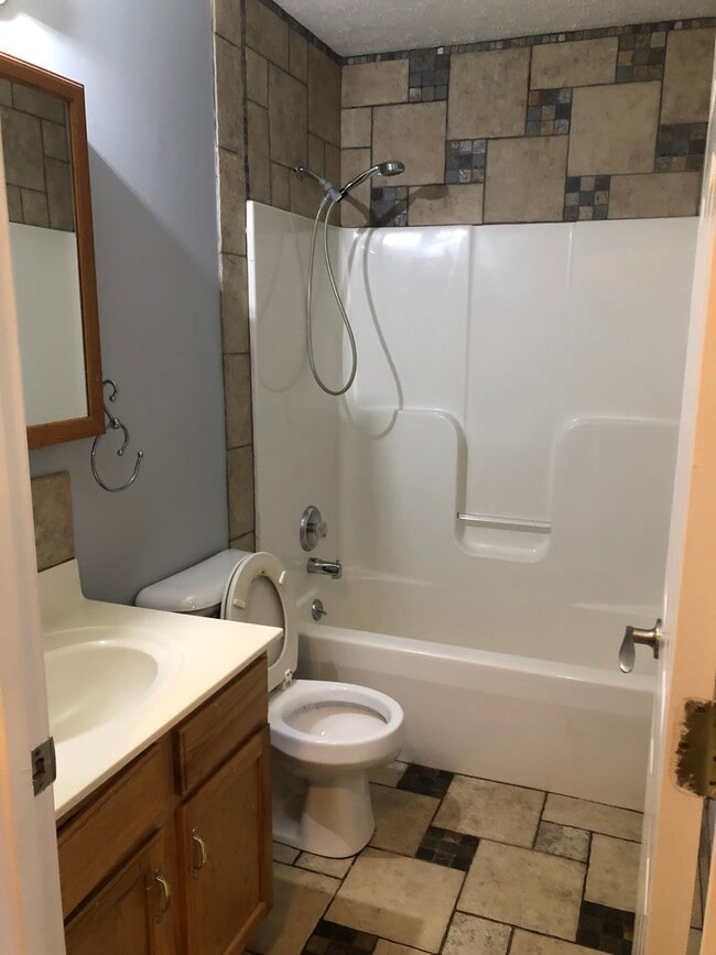 Photo - 730 Andra Dr