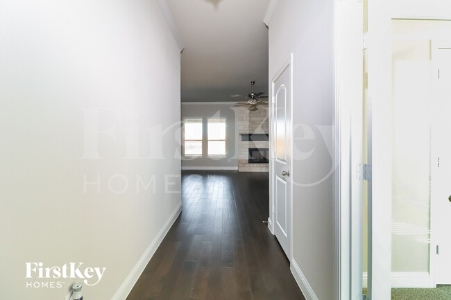 Photo - 109 Independence Dr