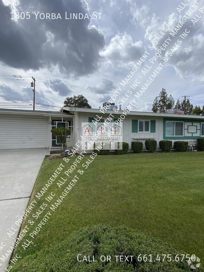 Building Photo - 1305 Yorba Linda St Rental