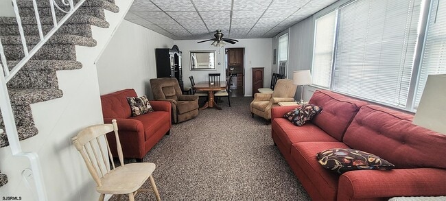 Photo - 568 N Trenton Ave