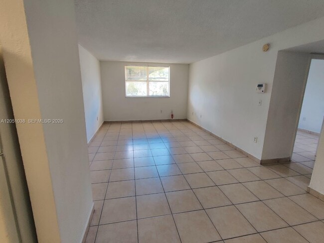 Photo - 666 W 81st St Unit 414