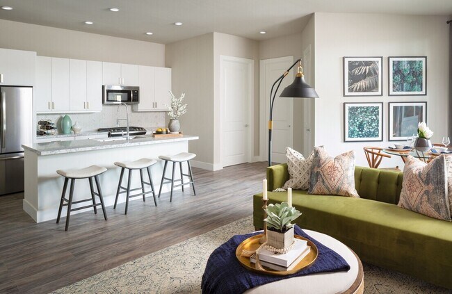 Photo - Move Smarter – Up to 2 Months Free + Low $... Unidad BMP