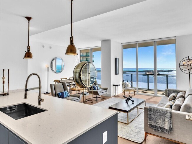Photo - 1300 Brickell Bay Dr Unit 4202