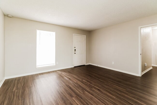 Photo - 7218 Wren Cir