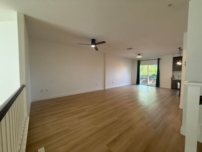Photo - Beautiful and Modern 3 Bedroom 2.5 Bath Townhome in Montecito Vista Area