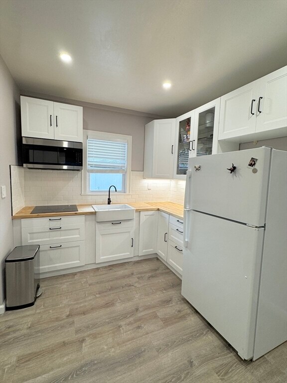 Building Photo - 29 Abbott St Unit 4