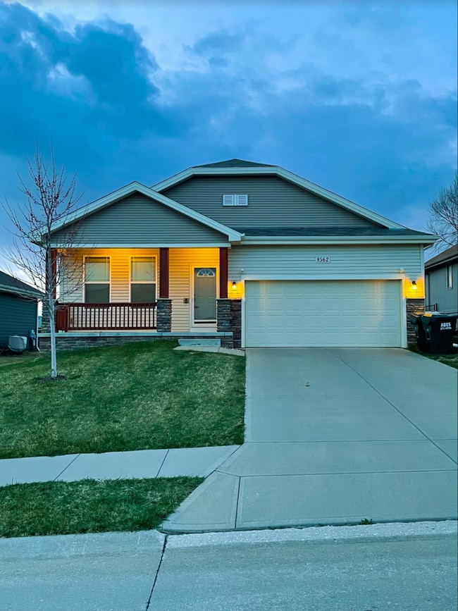 Spacious 4-Bedroom Near Lake Cunningham - Spacious 4-Bedroom Near Lake Cunningham Casa