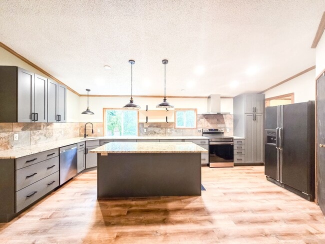Photo - Tranquil Country Living Meets Modern Comfort
