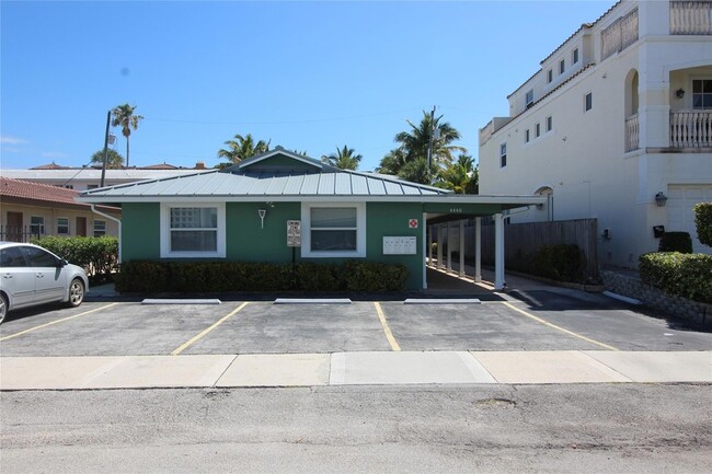 Building Photo - 4440 Bougainvilla Dr Unit 4 Rental